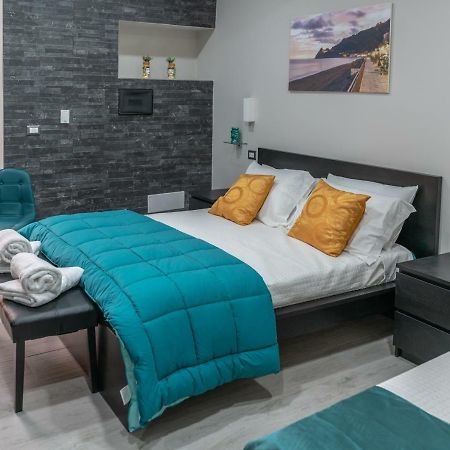 Marranzanu Rooms Santa Teresa Di Riva Eksteriør bilde