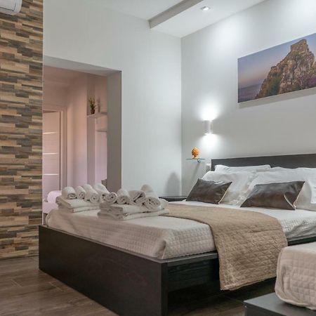 Marranzanu Rooms Santa Teresa Di Riva Eksteriør bilde