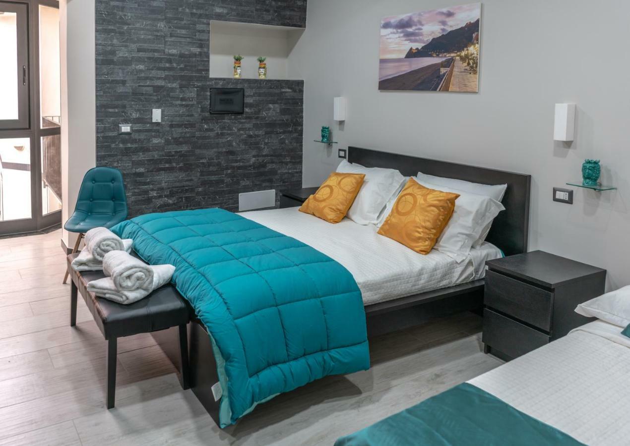 Marranzanu Rooms Santa Teresa Di Riva Eksteriør bilde