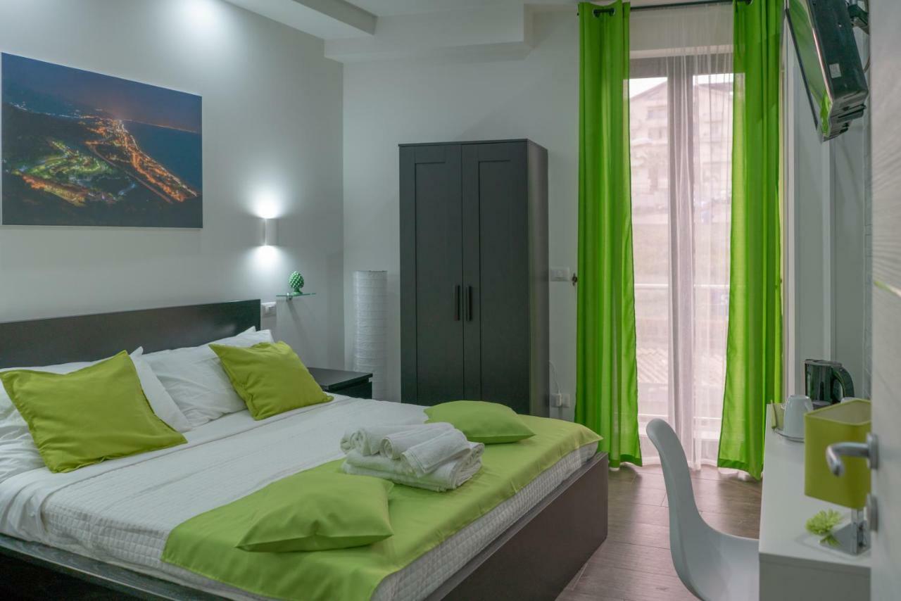 Marranzanu Rooms Santa Teresa Di Riva Eksteriør bilde