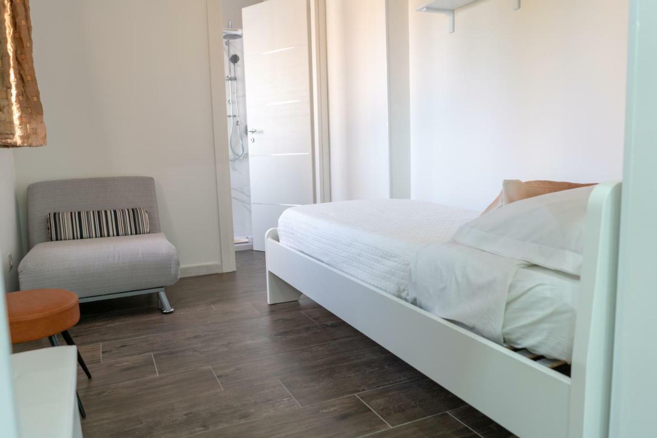 Marranzanu Rooms Santa Teresa Di Riva Eksteriør bilde